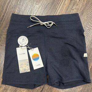 Vuori Halo Vintage Short